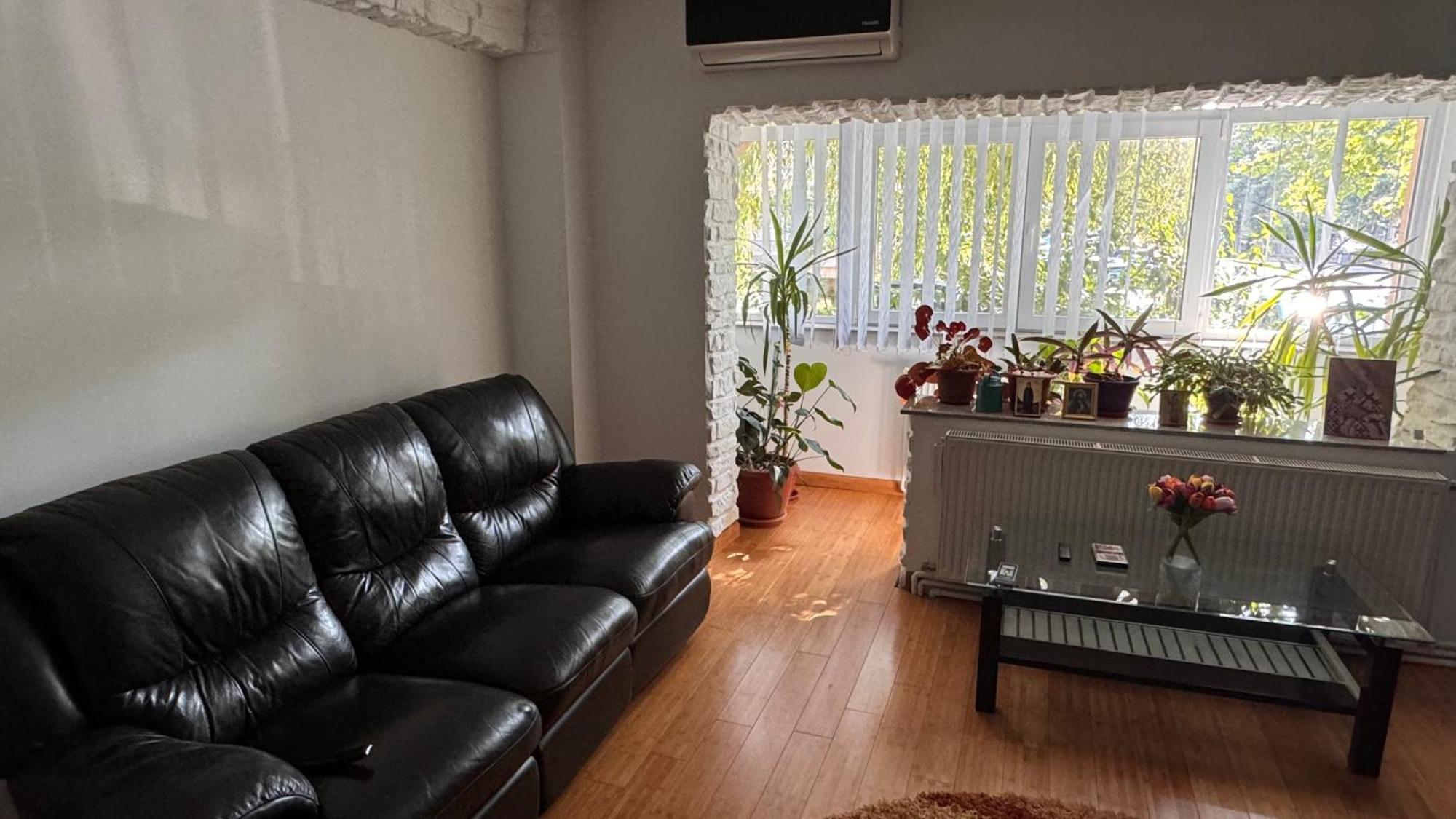 Apartament 3 Camere 奥托佩尼 外观 照片